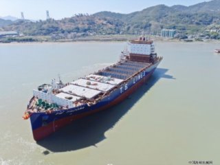 ������������2900TEU��װ�䴬˳������
