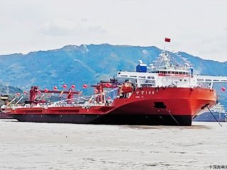 �������Ƹ���������ҵ����������չ